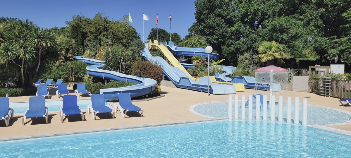 Morbihan water park campsite with slides